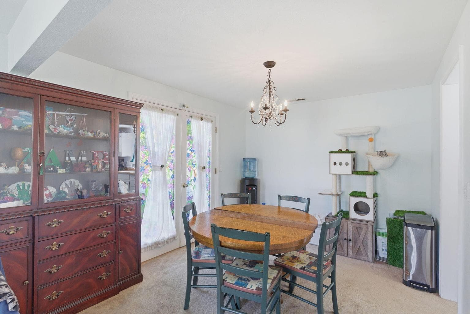 Photo of 515 Dimmick 3 of 37