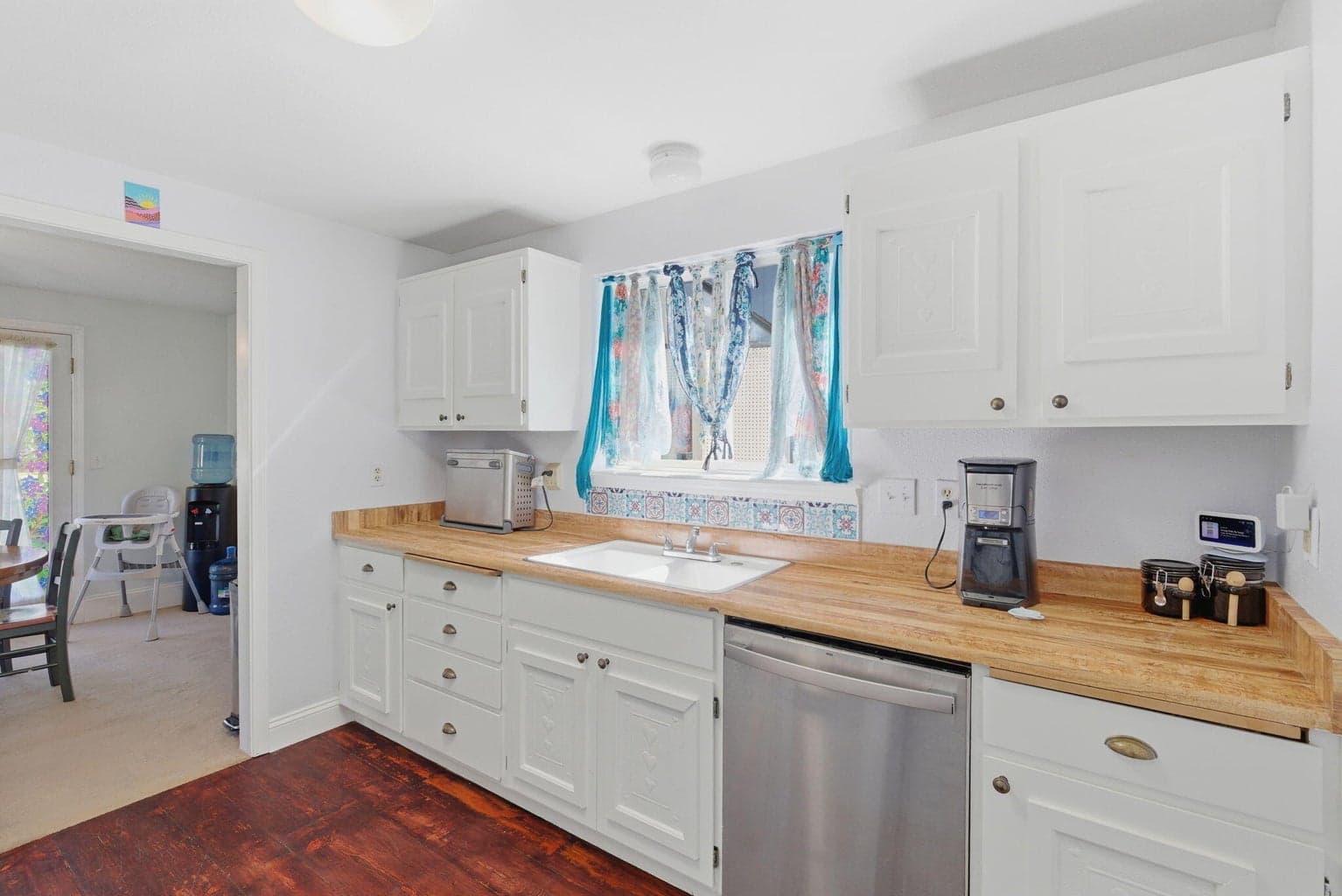 Photo of 515 Dimmick 4 of 37