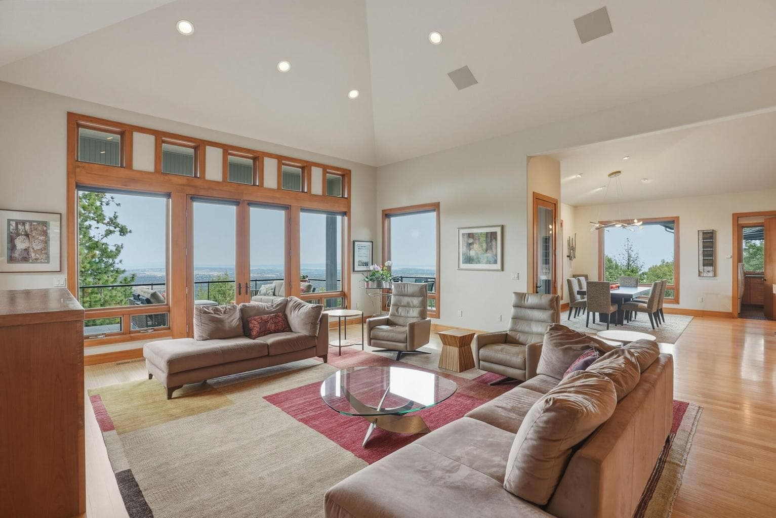 Photo of 3072 NW Duffy Drive 9 of 56