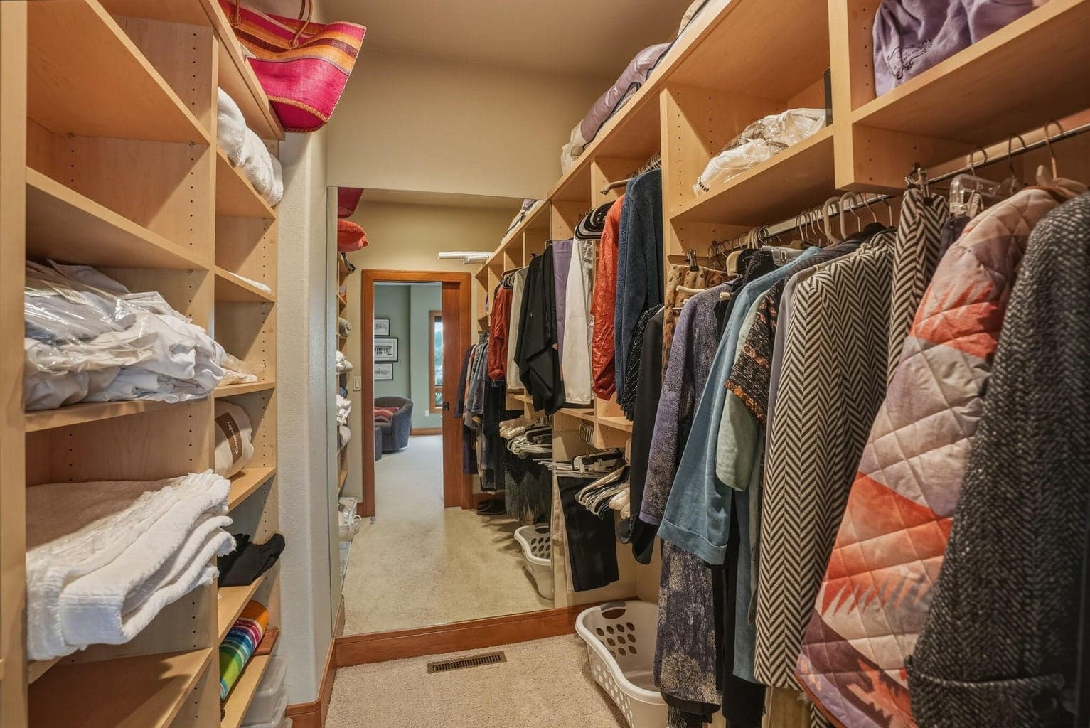 Photo of 3072 NW Duffy Drive 24 of 56