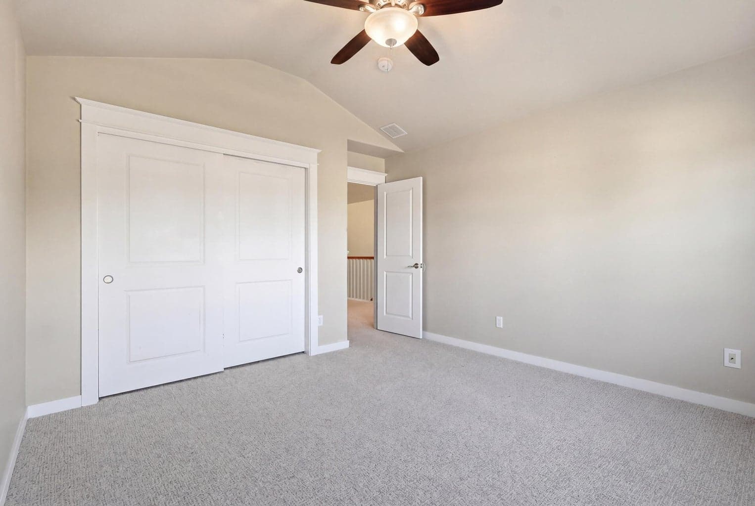 Photo of 19530 Hollygrape Street 41 of 86