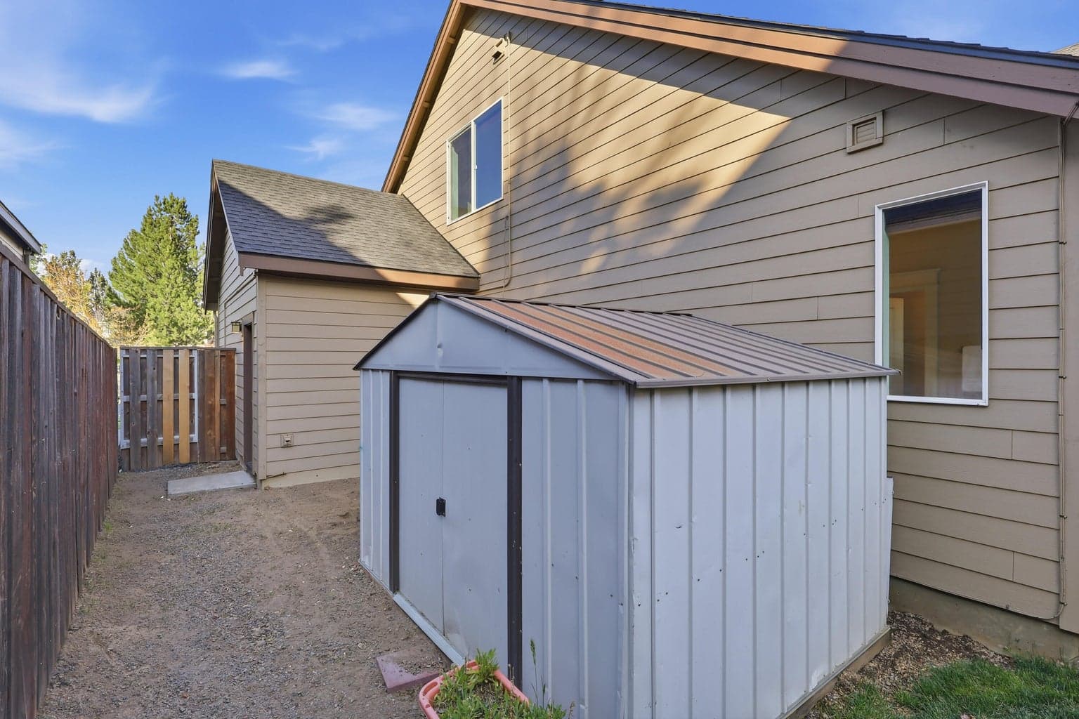 Photo of 19530 Hollygrape Street 52 of 86