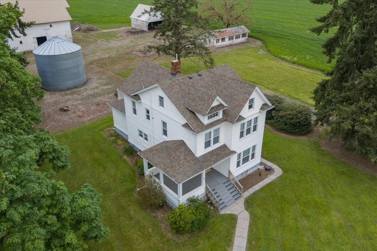 Photo of 15361 Jefferson Highway 99E 3 of 52