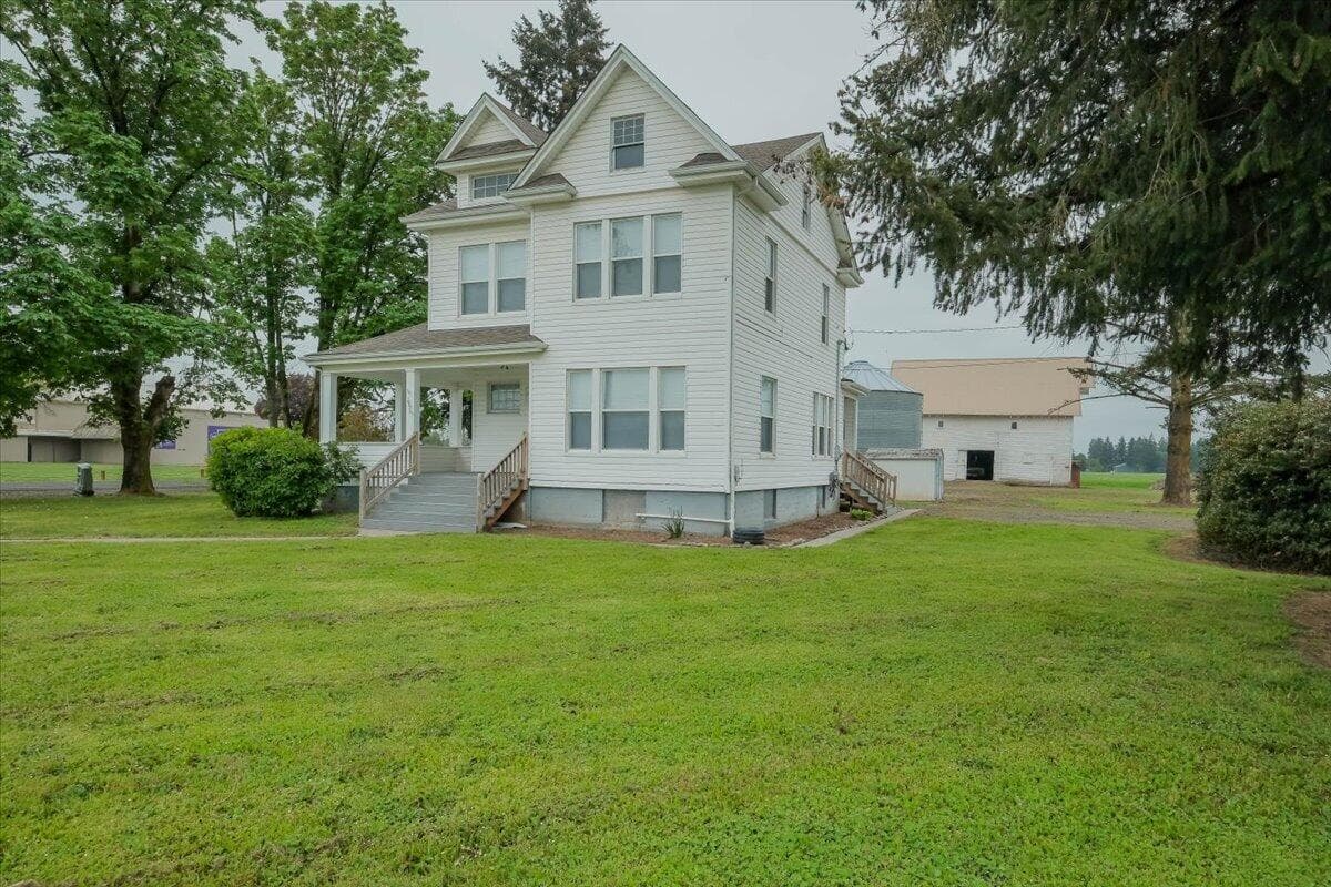 Photo of 15361 Jefferson Highway 99E 4 of 52