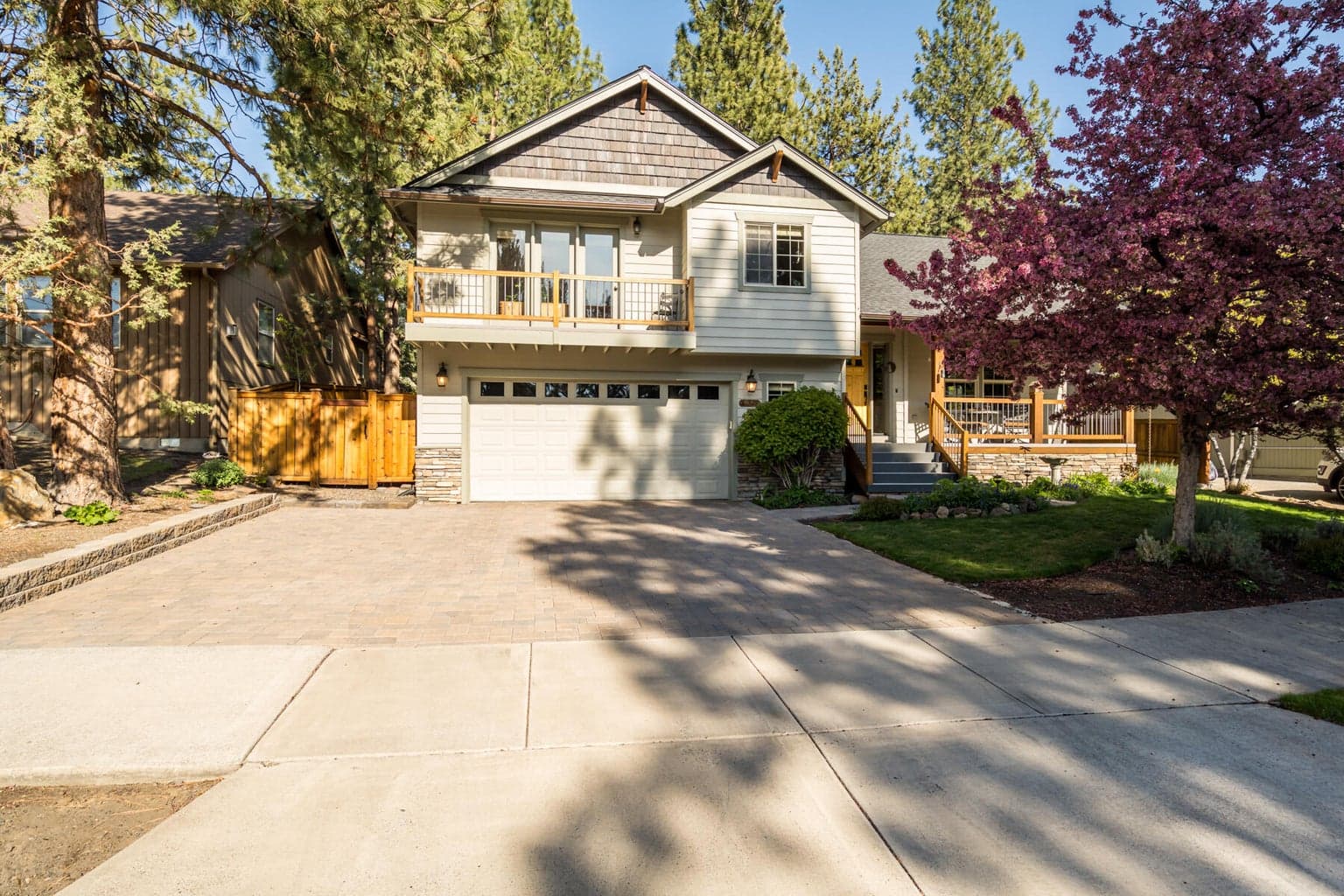 Photo of 61324 Brianne 3 of 42