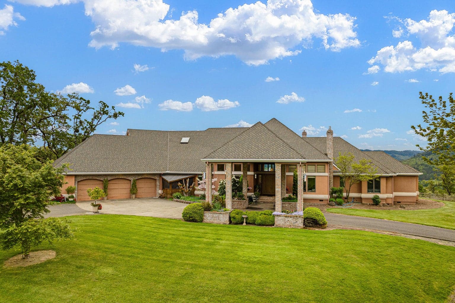 Photo of 375 Bella Hills 2 of 89
