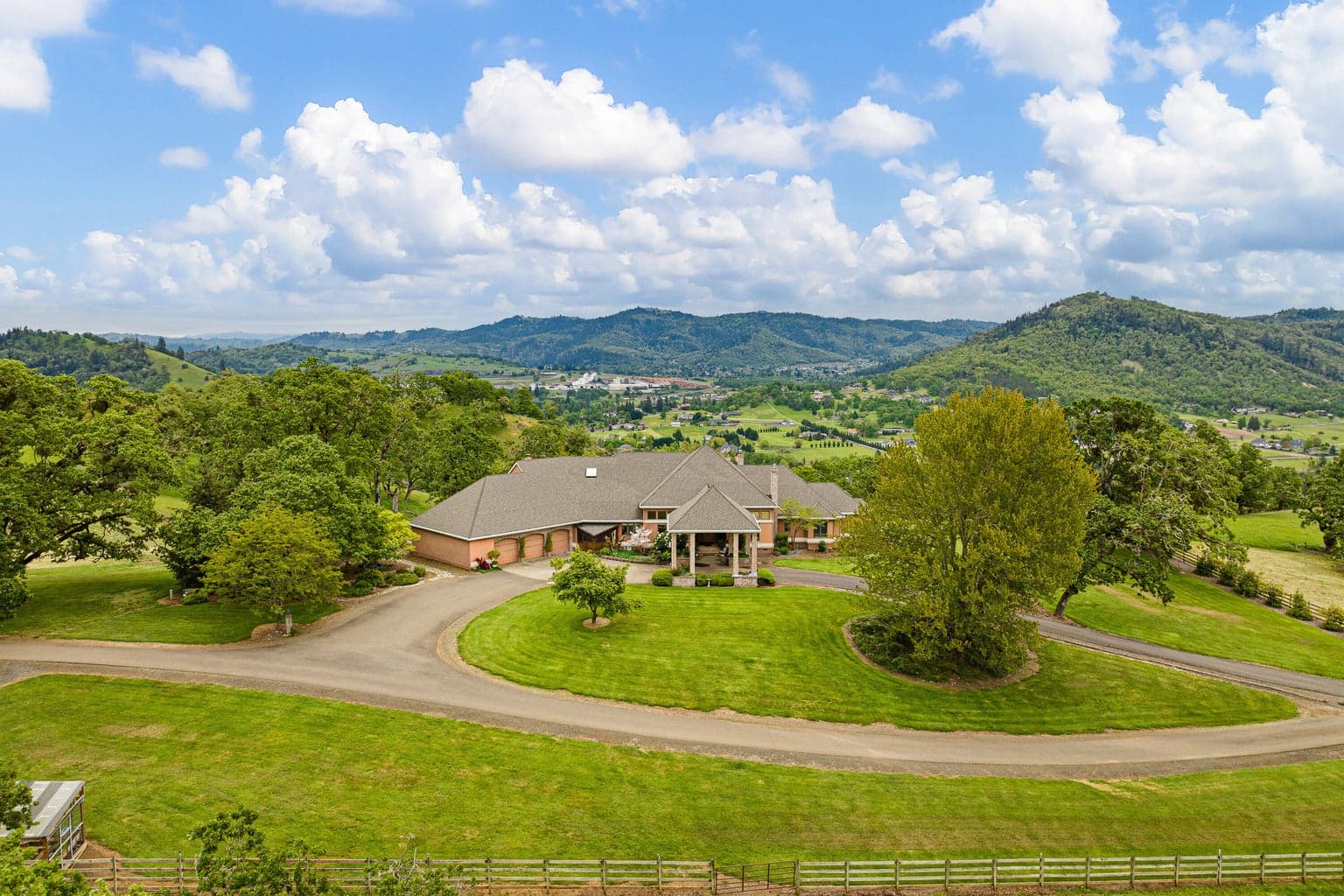 Photo of 375 Bella Hills 4 of 89
