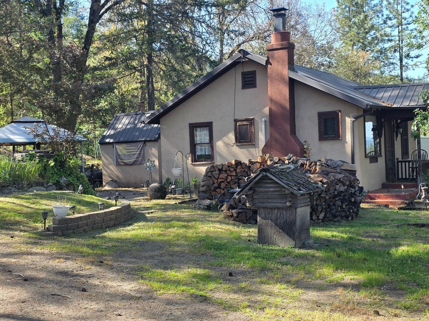 2807 Old Military
