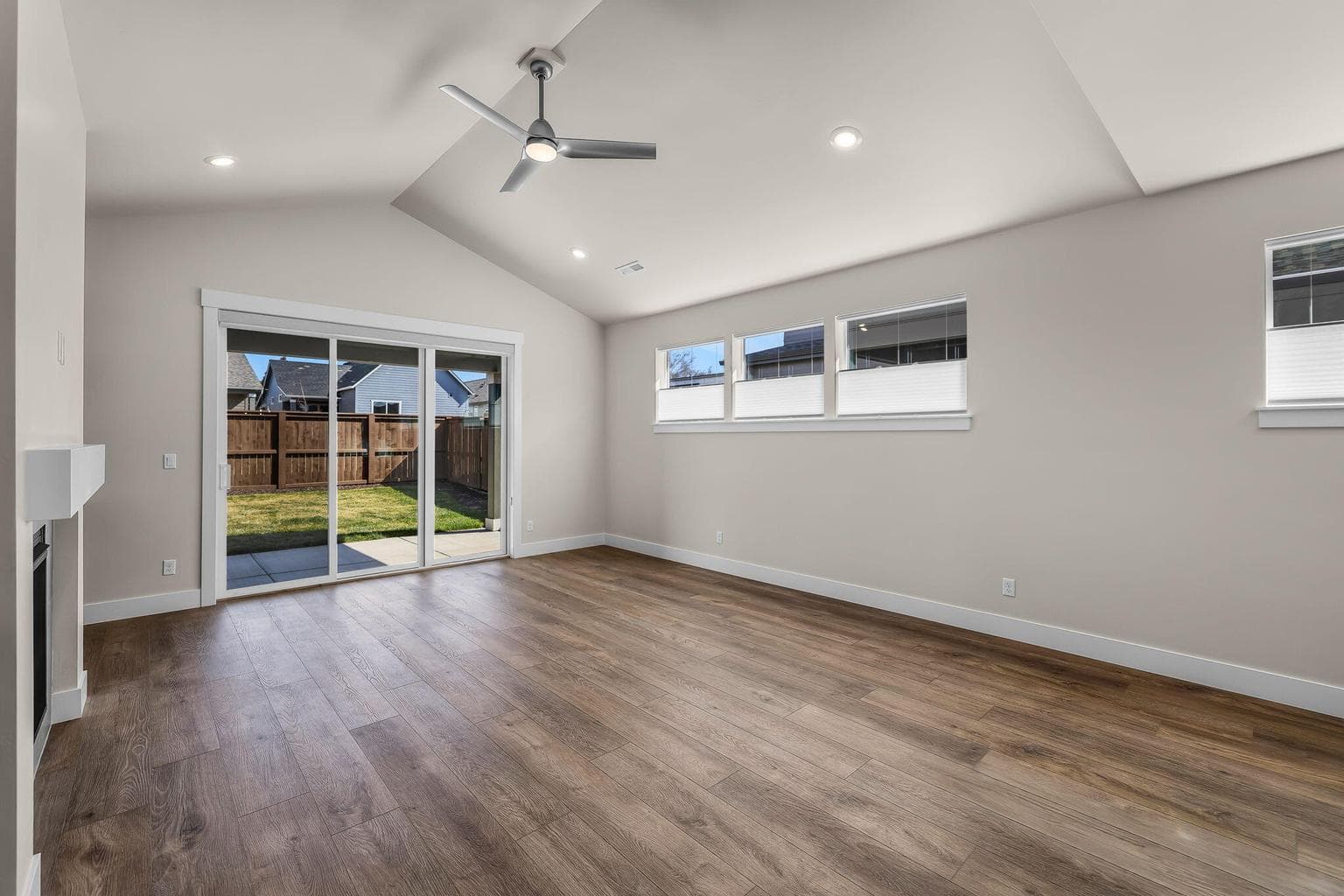 Photo of 61136 NE Cobalt Street 15 of 39
