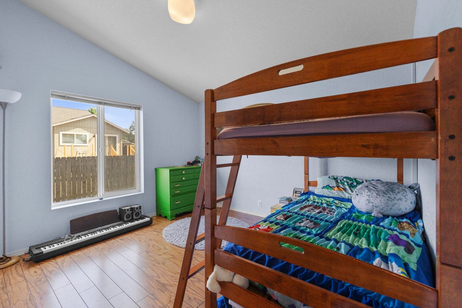 Photo of 605 SE Kinkade Road 18 of 44
