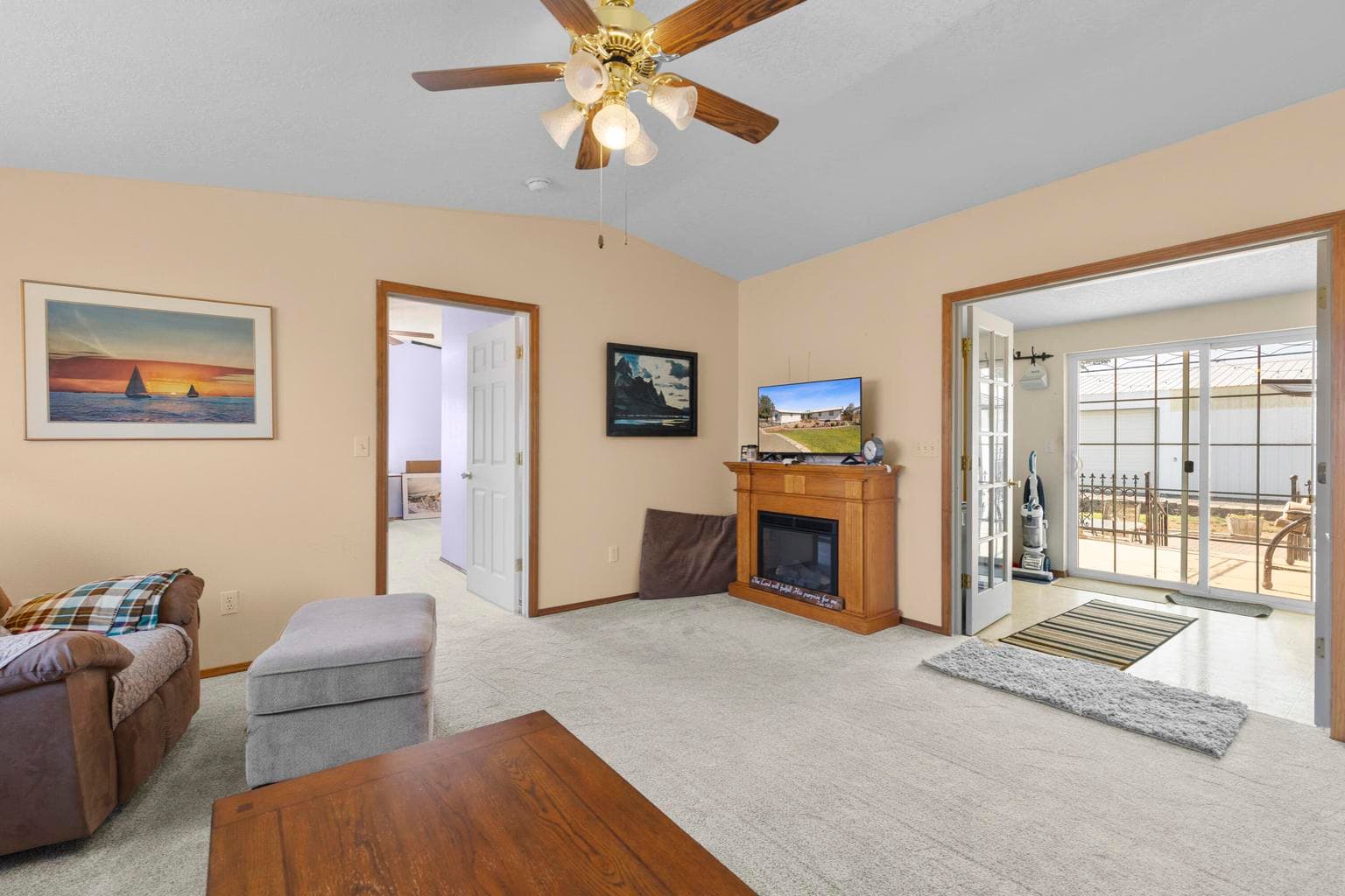 Photo of 605 SE Kinkade Road 21 of 44