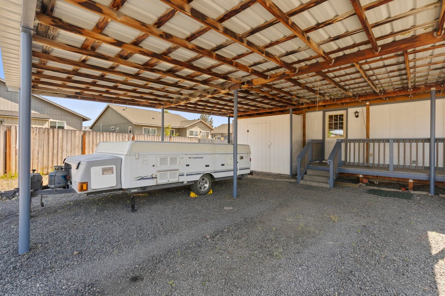Photo of 605 SE Kinkade Road 26 of 44