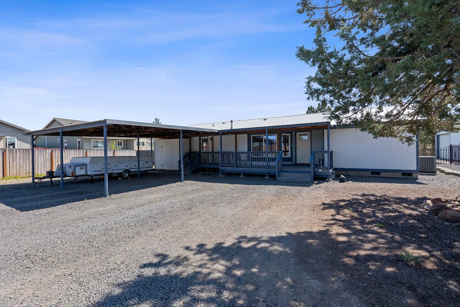 Photo of 605 SE Kinkade Road 35 of 44