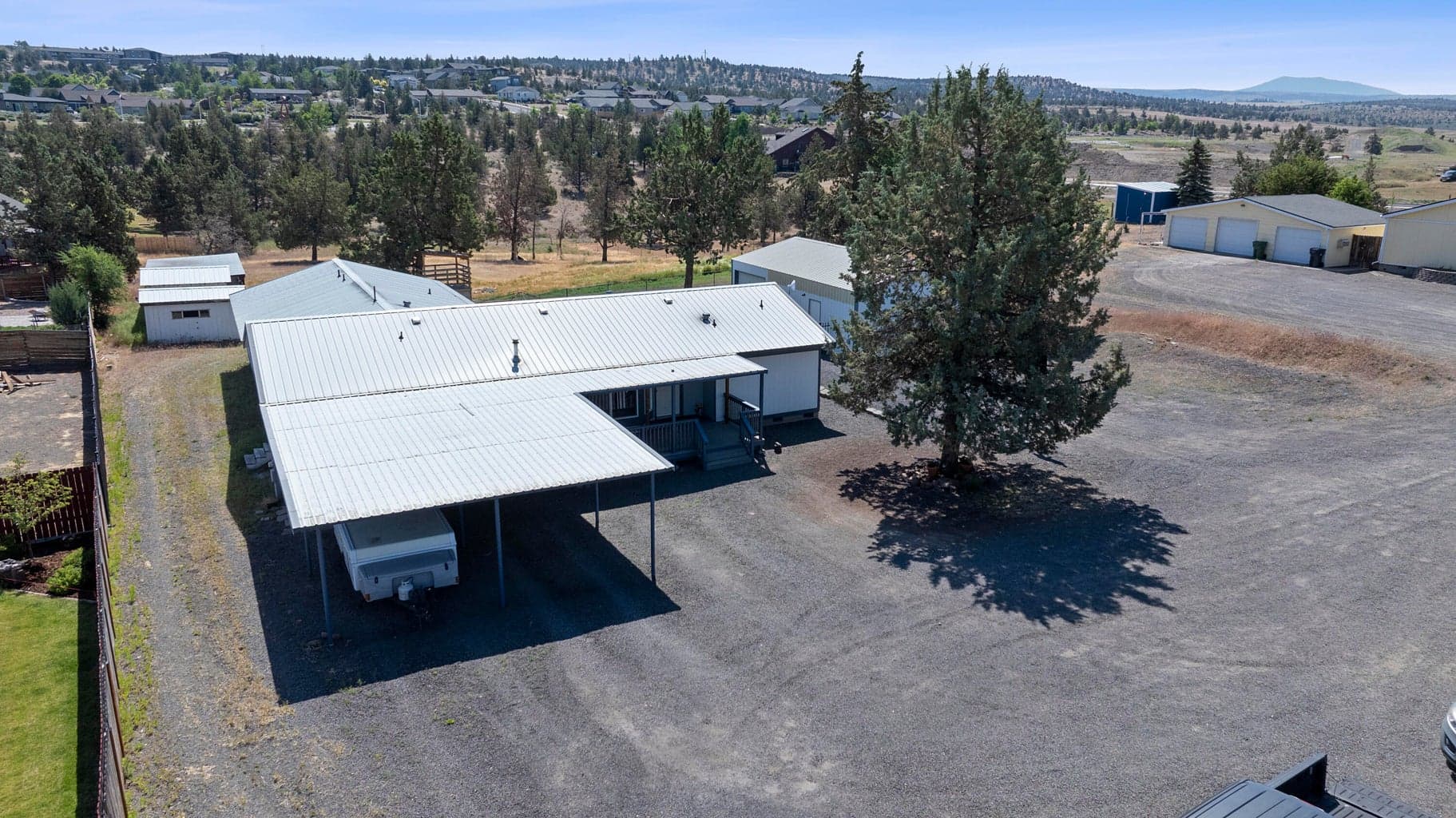 Photo of 605 SE Kinkade Road 36 of 44