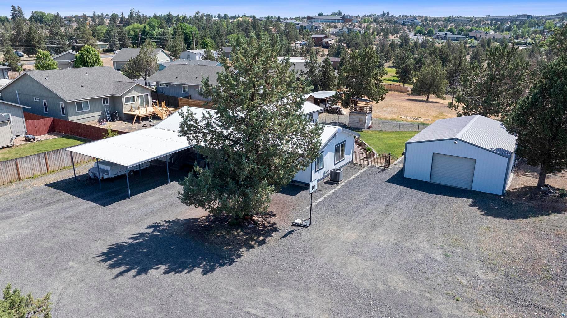 Photo of 605 SE Kinkade Road 38 of 44