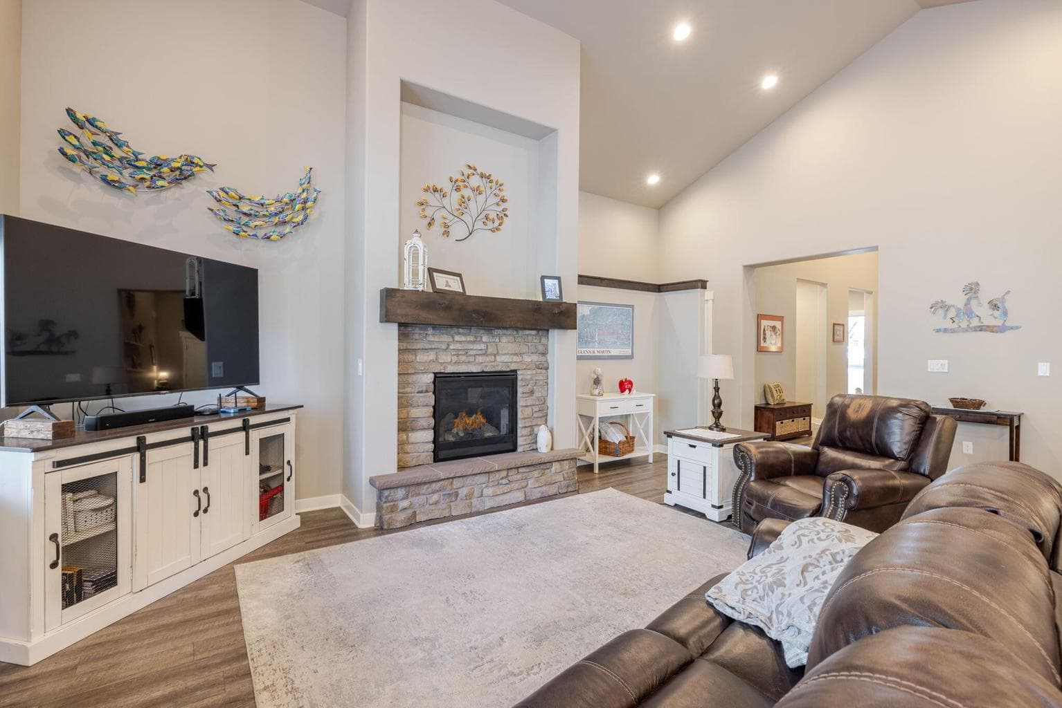 Photo of 51833 Fordham Drive 15 of 38