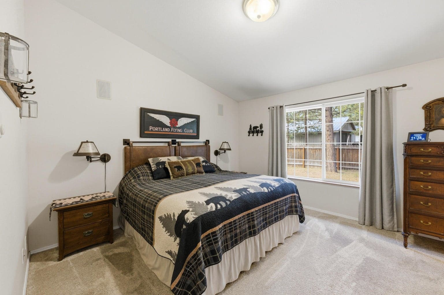 Primary Bed with En Suite Bath