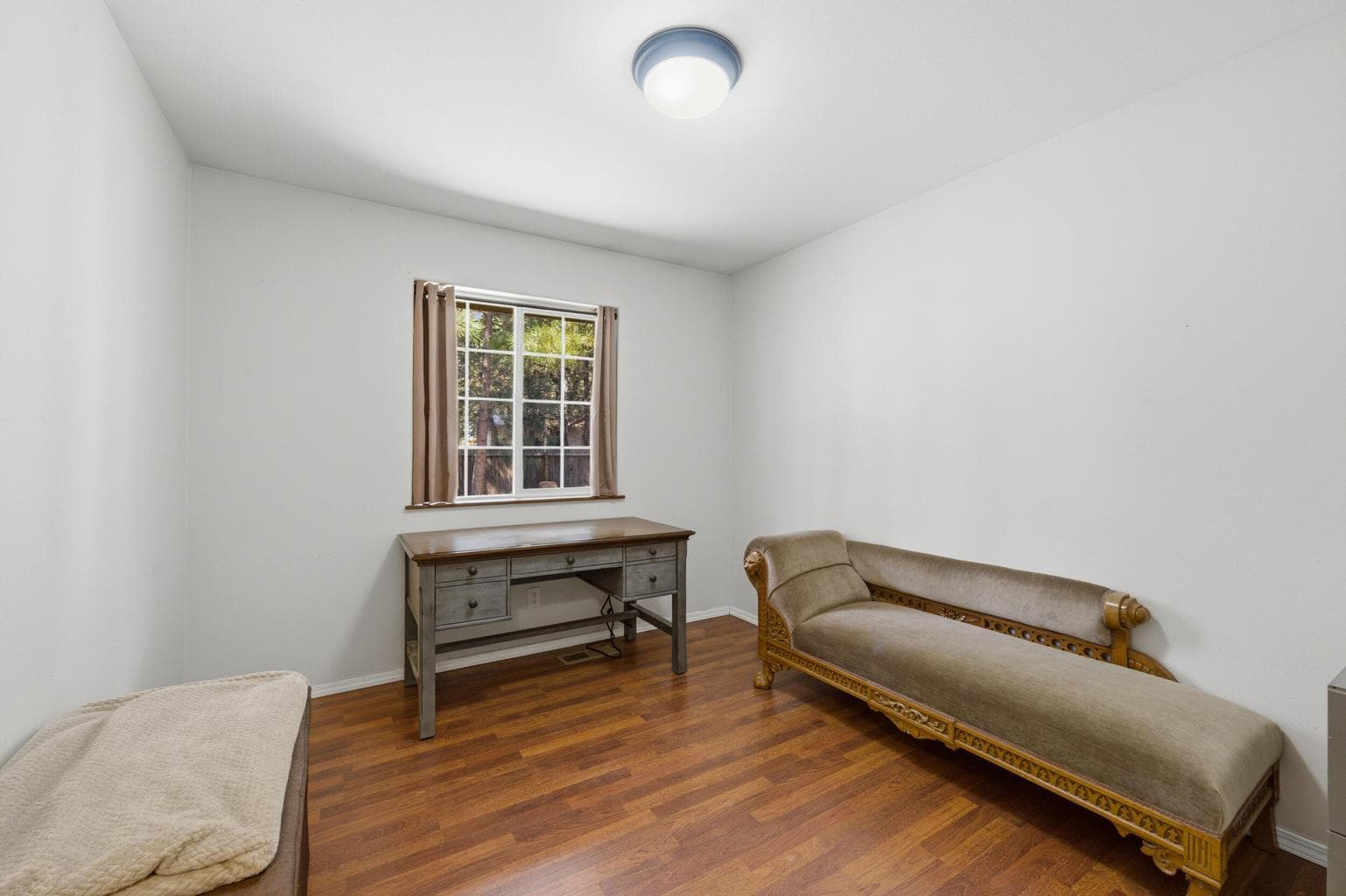 Guest Bedroom 3