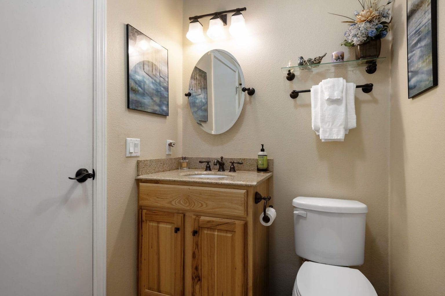 Photo of 15909 Sparks Drive 19 of 27