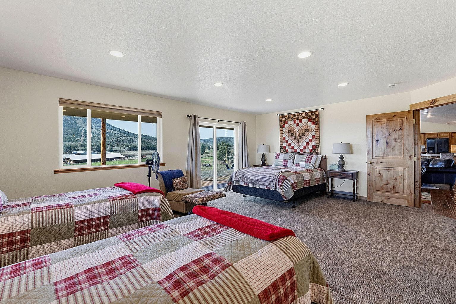 Photo of 41221 Van Lake Road 24 of 191