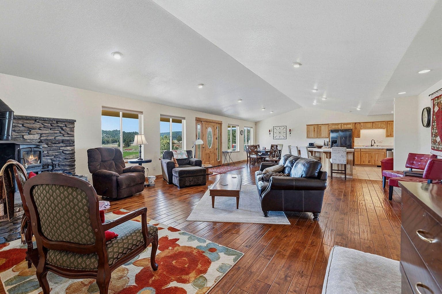 Photo of 41221 Van Lake Road 7 of 191