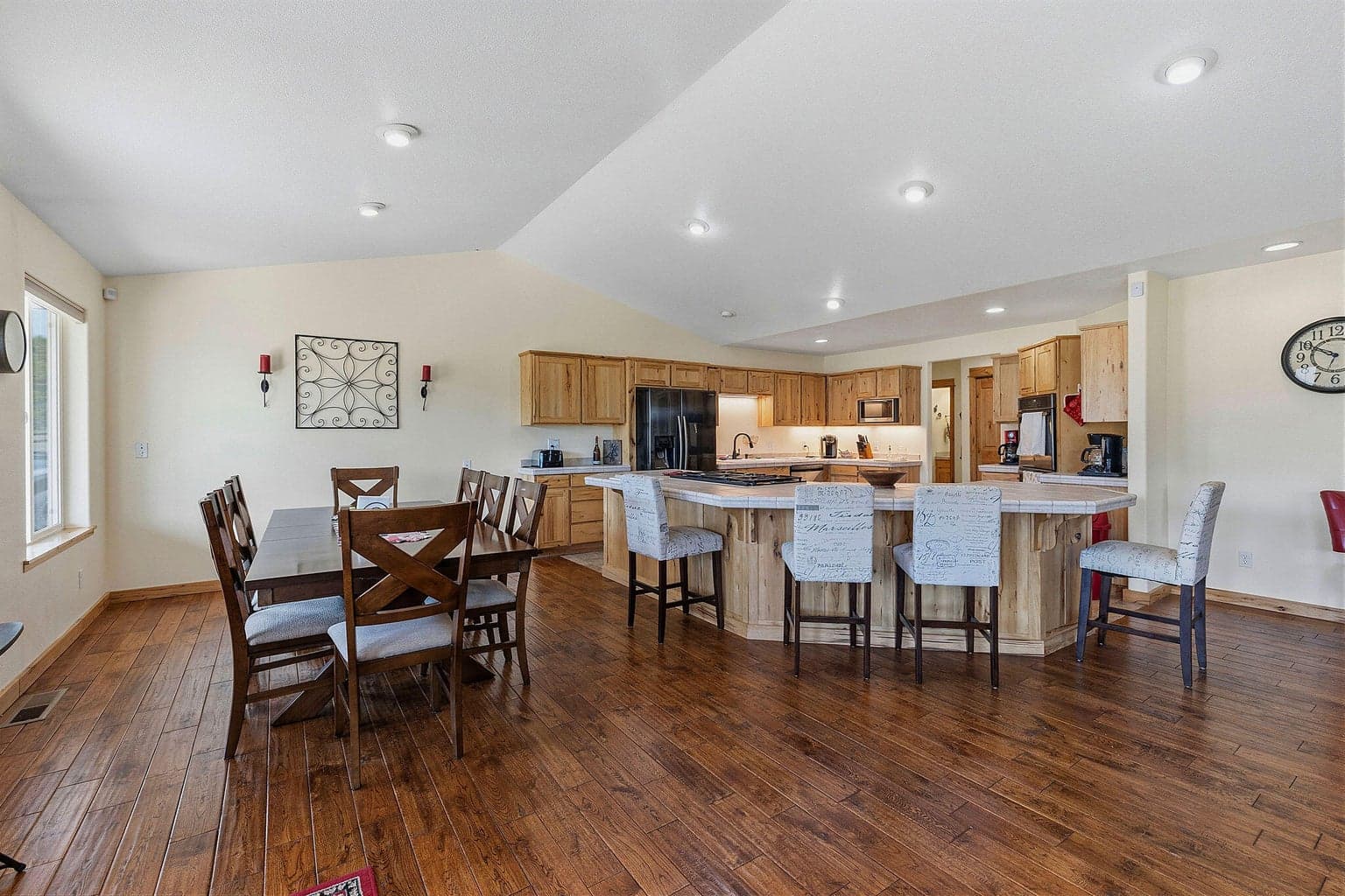 Photo of 41221 Van Lake Road 8 of 191