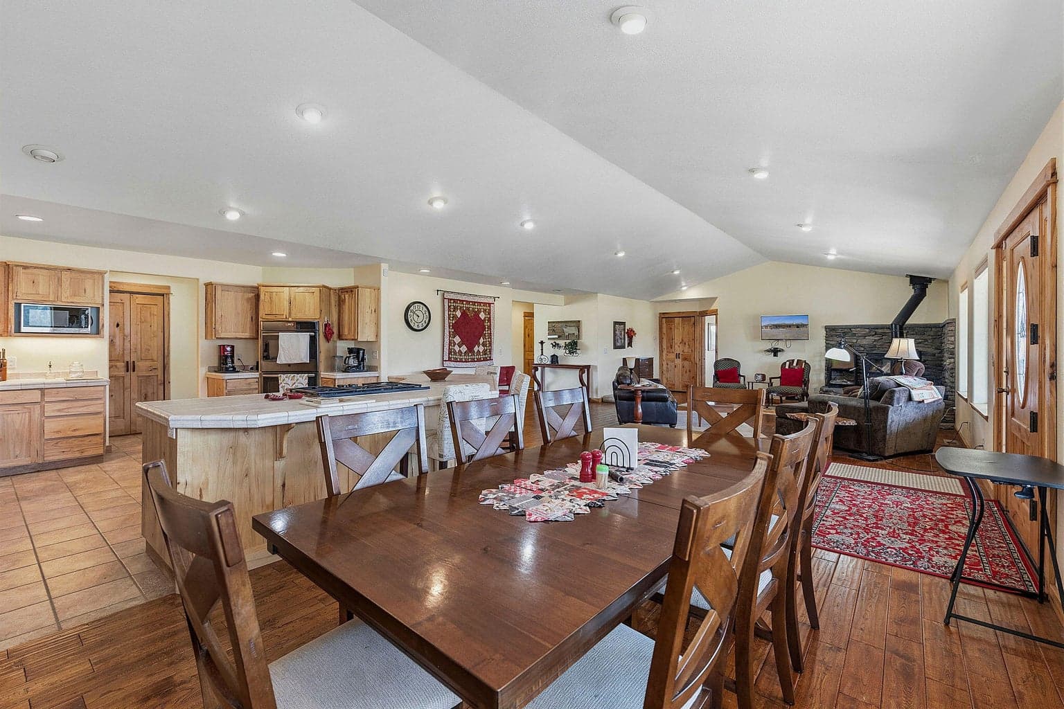 Photo of 41221 Van Lake Road 9 of 191