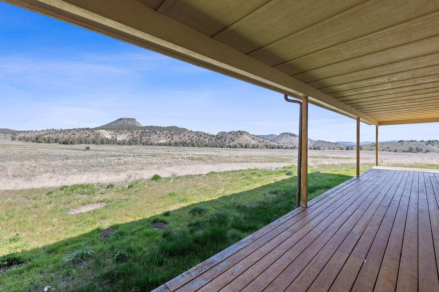 Photo of 41221 Van Lake Road 6 of 191