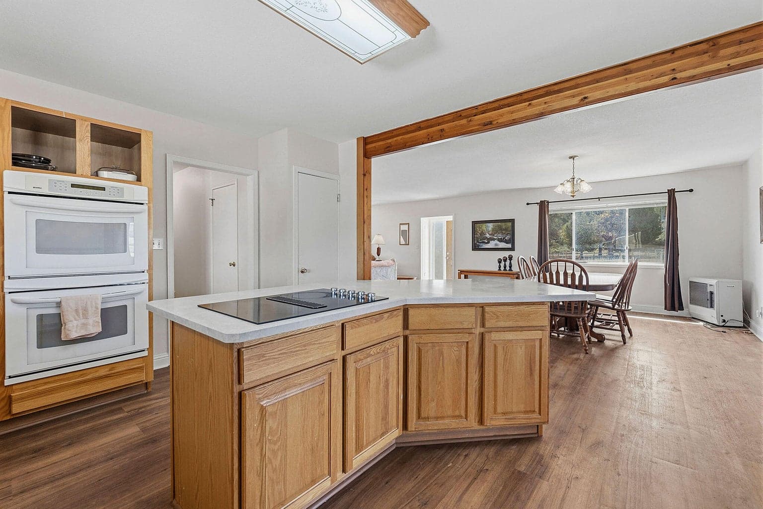 Photo of 41221 Van Lake Road 49 of 191