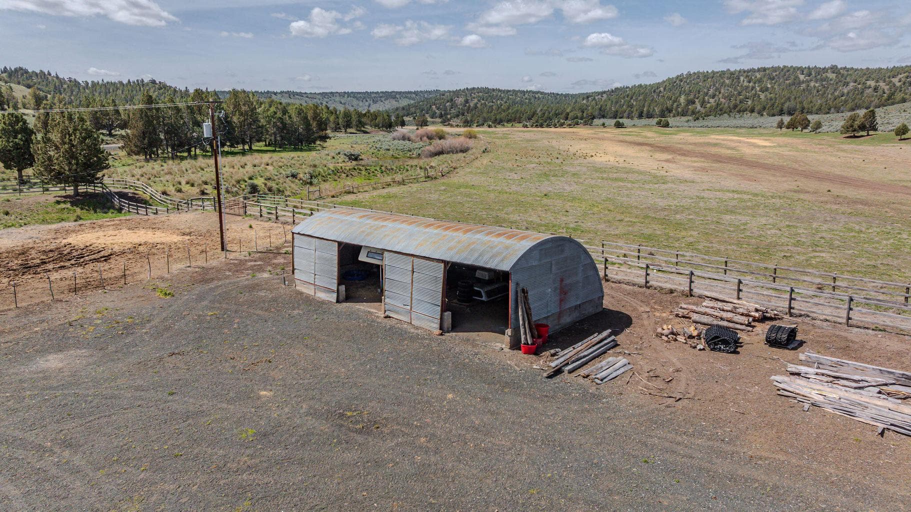 Photo of 41221 Van Lake Road 75 of 191