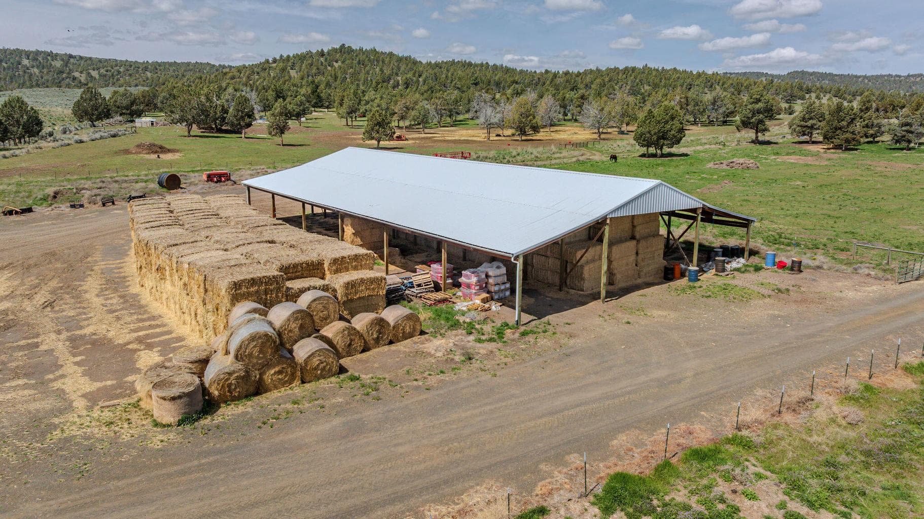 Photo of 41221 Van Lake Road 81 of 191