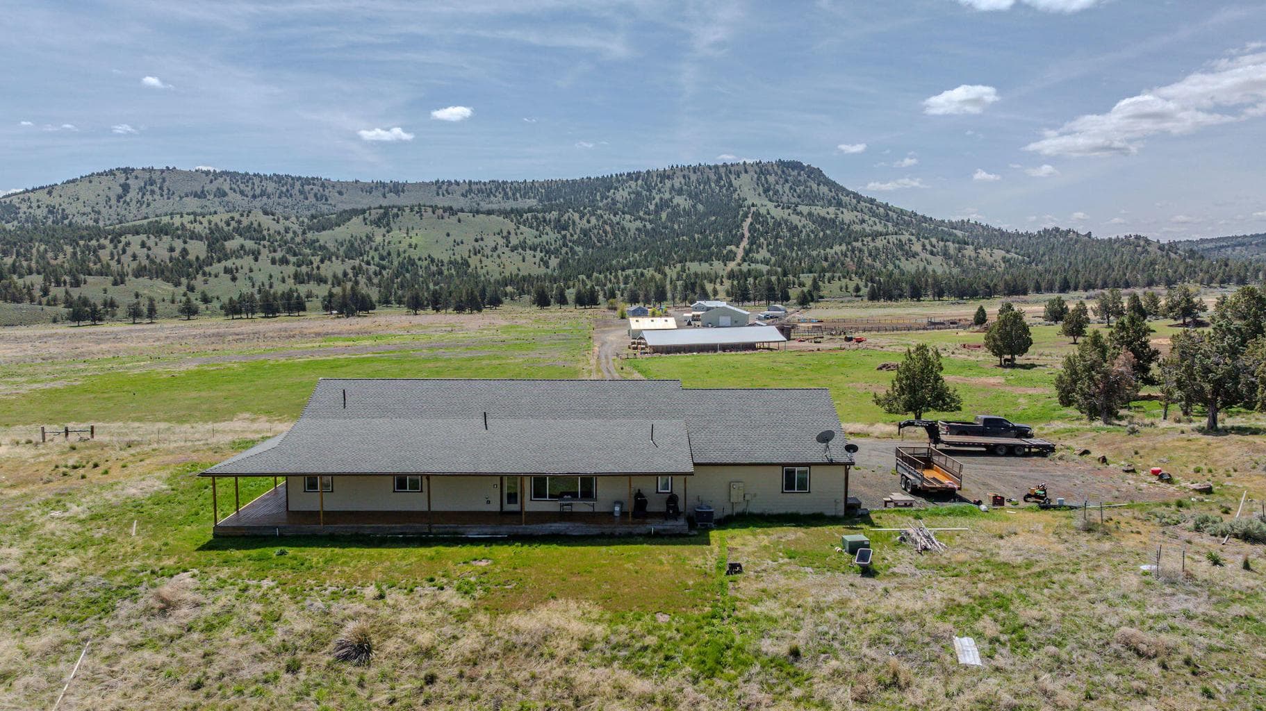 Photo of 41221 Van Lake Road 93 of 191
