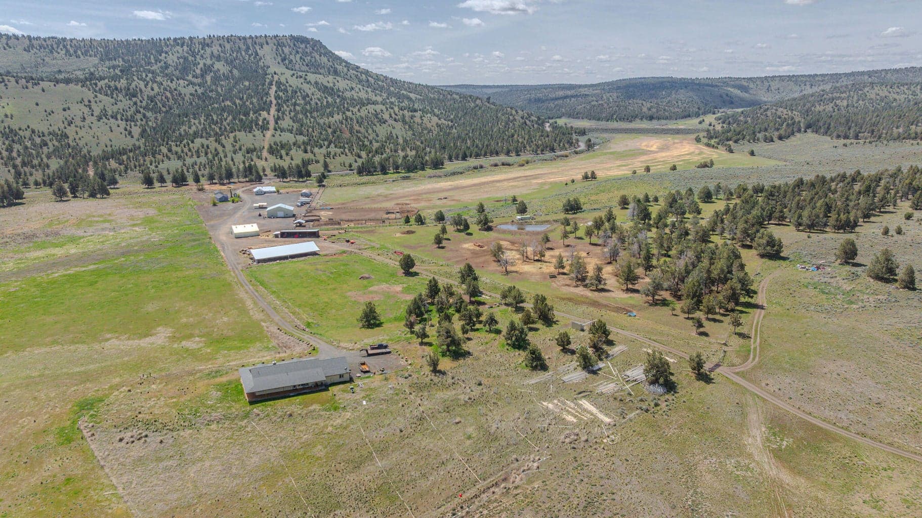 Photo of 41221 Van Lake Road 94 of 191