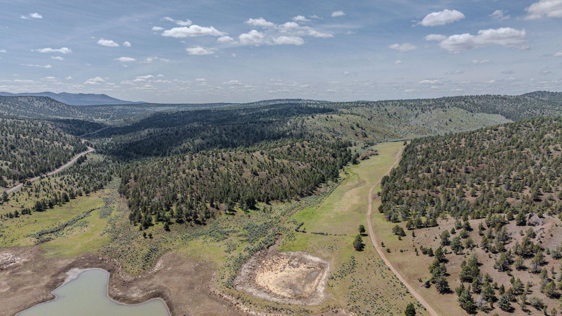 Photo of 41221 Van Lake Road 105 of 191