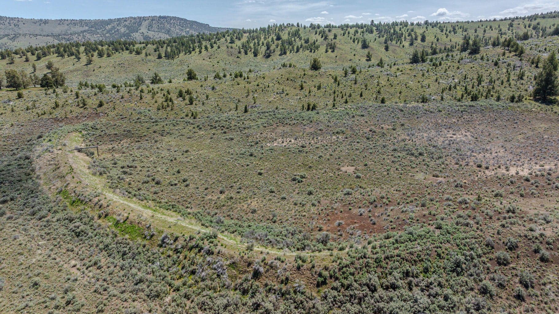 Photo of 41221 Van Lake Road 138 of 191