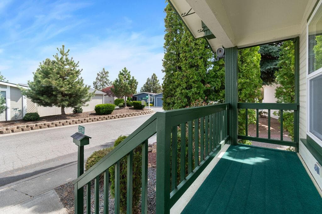 Photo of 20781 Livengood 4 of 53