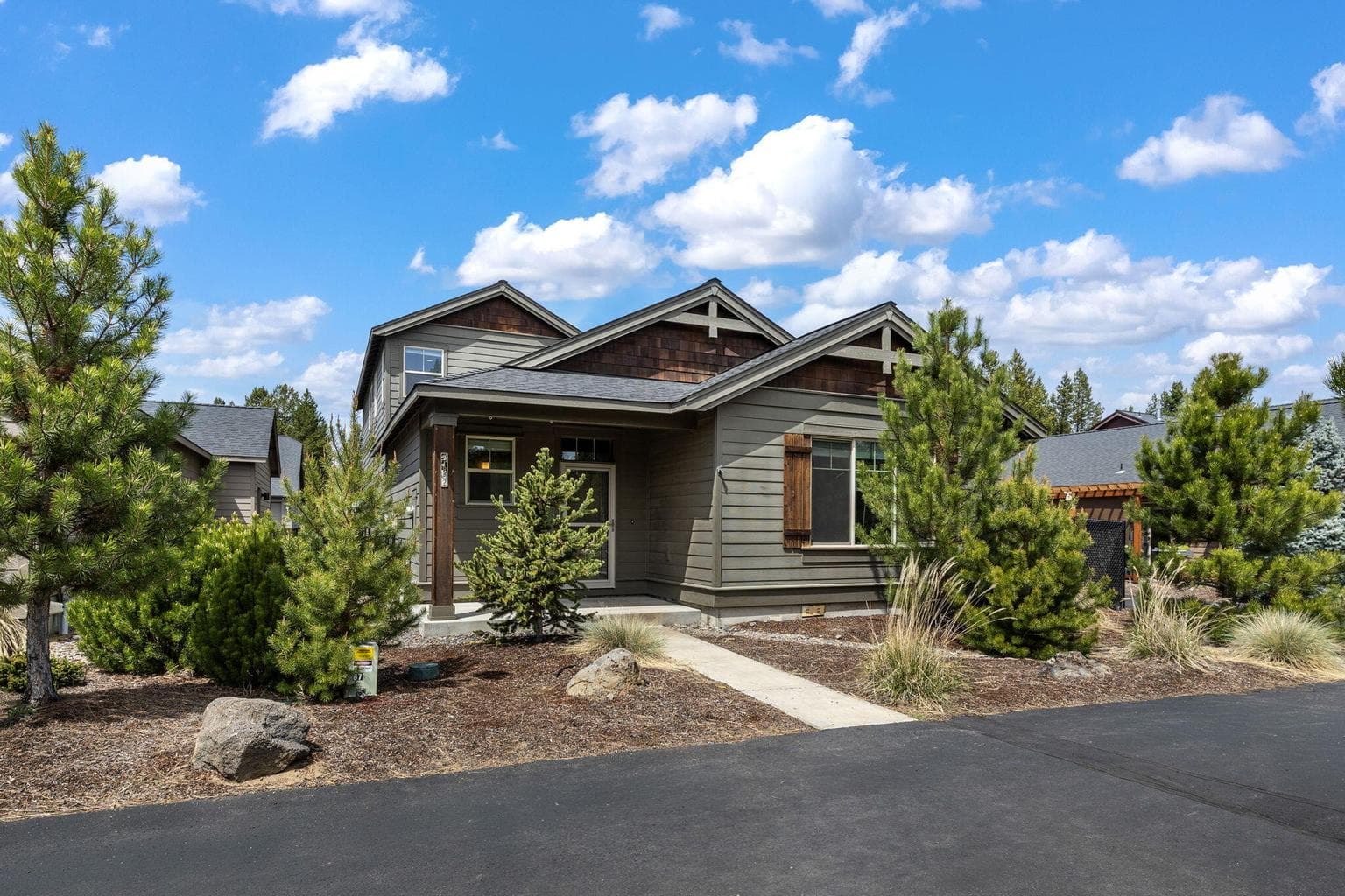 Beautiful home to call your own!!