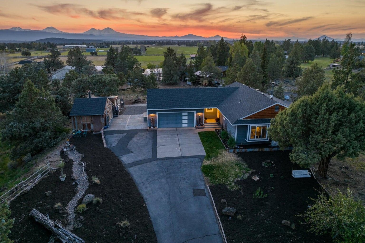 64911 Glacier View
