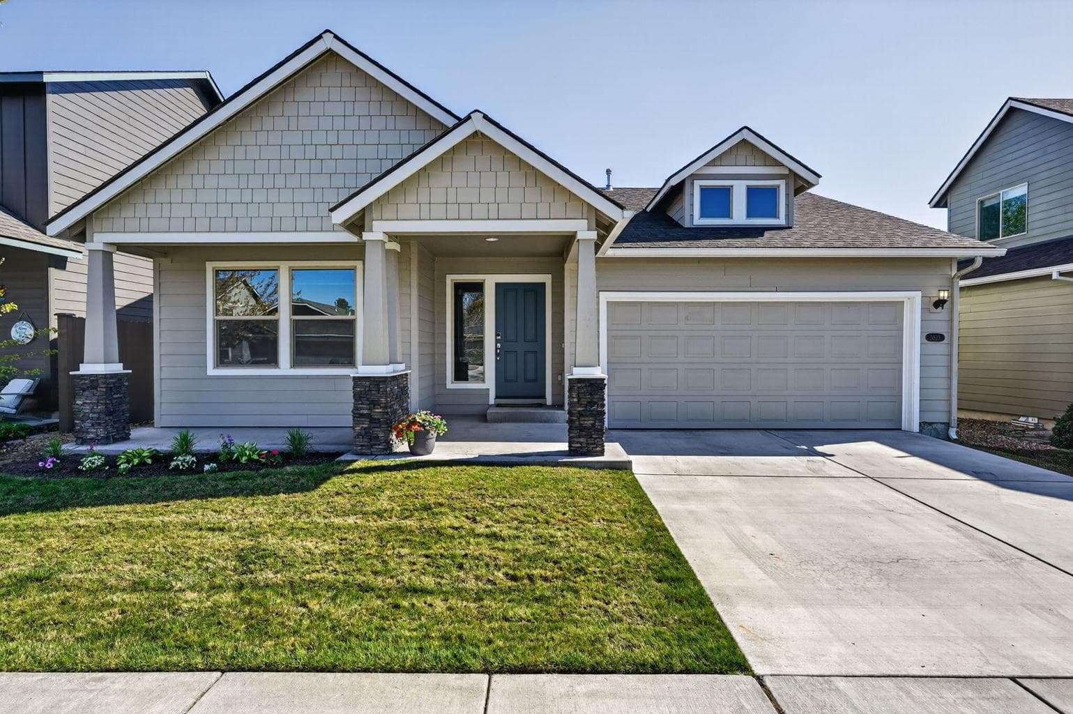 Photo of 3023 Red Oak 1 of 31