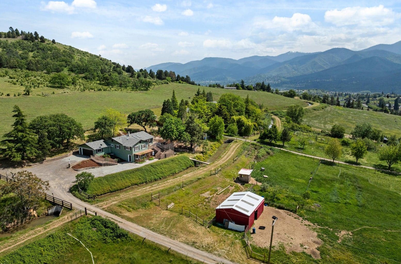 Photo of 2140 Valley View 2 of 73