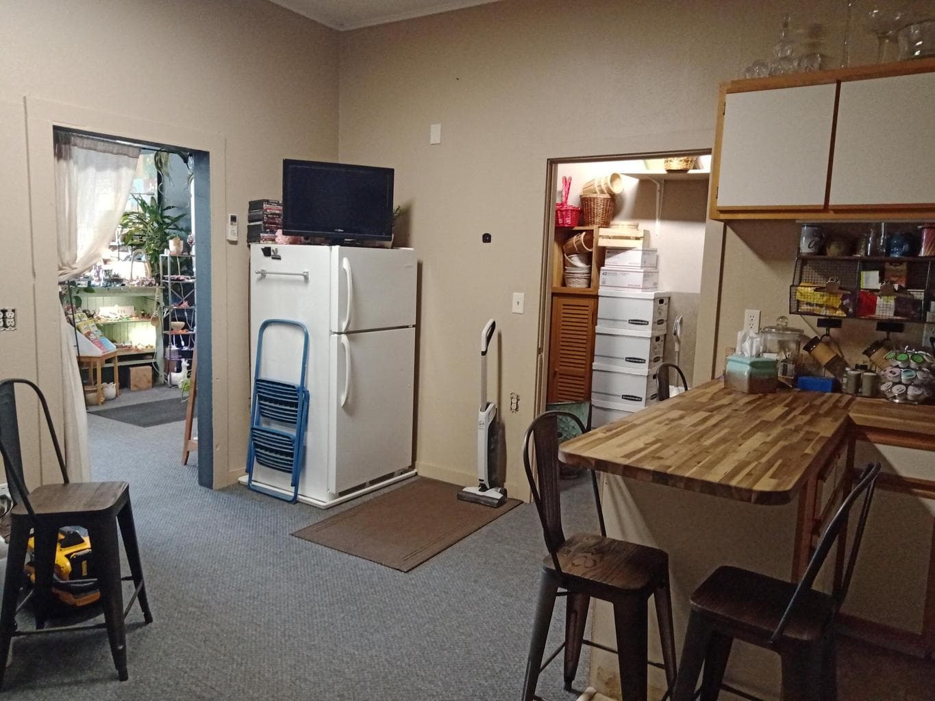 Photo of 251 SW 6th Street 30 of 71