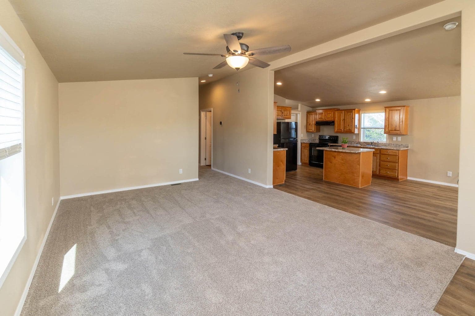 Photo of 472 7th 5 of 20