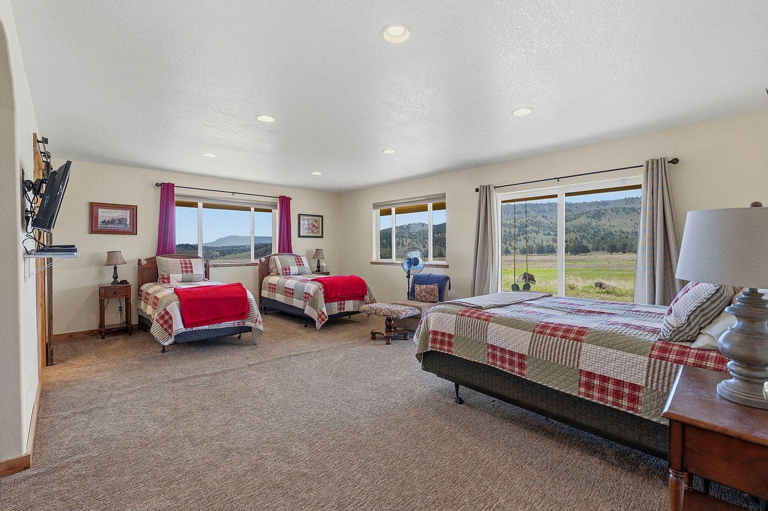 Photo of 41225 Van Lake Road 26 of 181