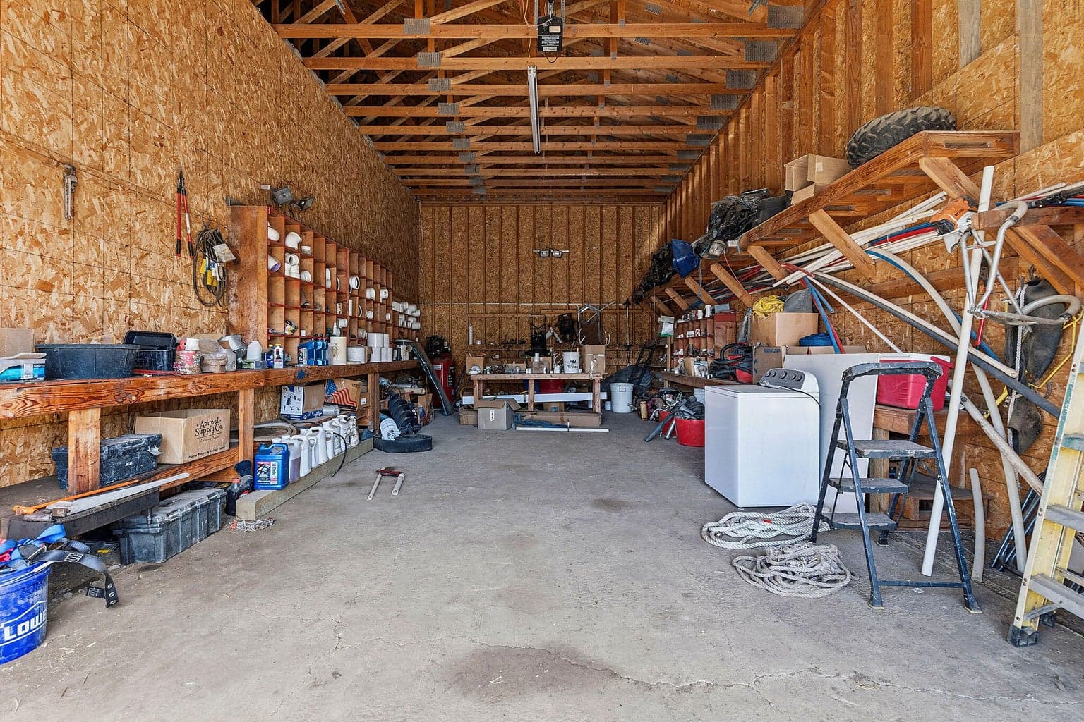 Photo of 41225 Van Lake Road 66 of 181