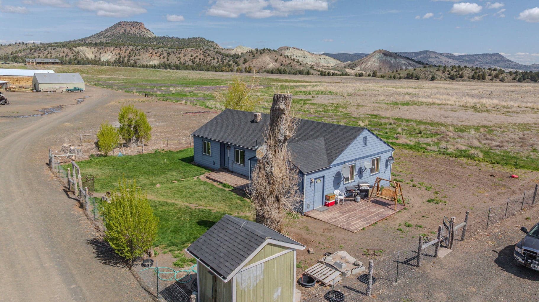 Photo of 41225 Van Lake Road 31 of 181
