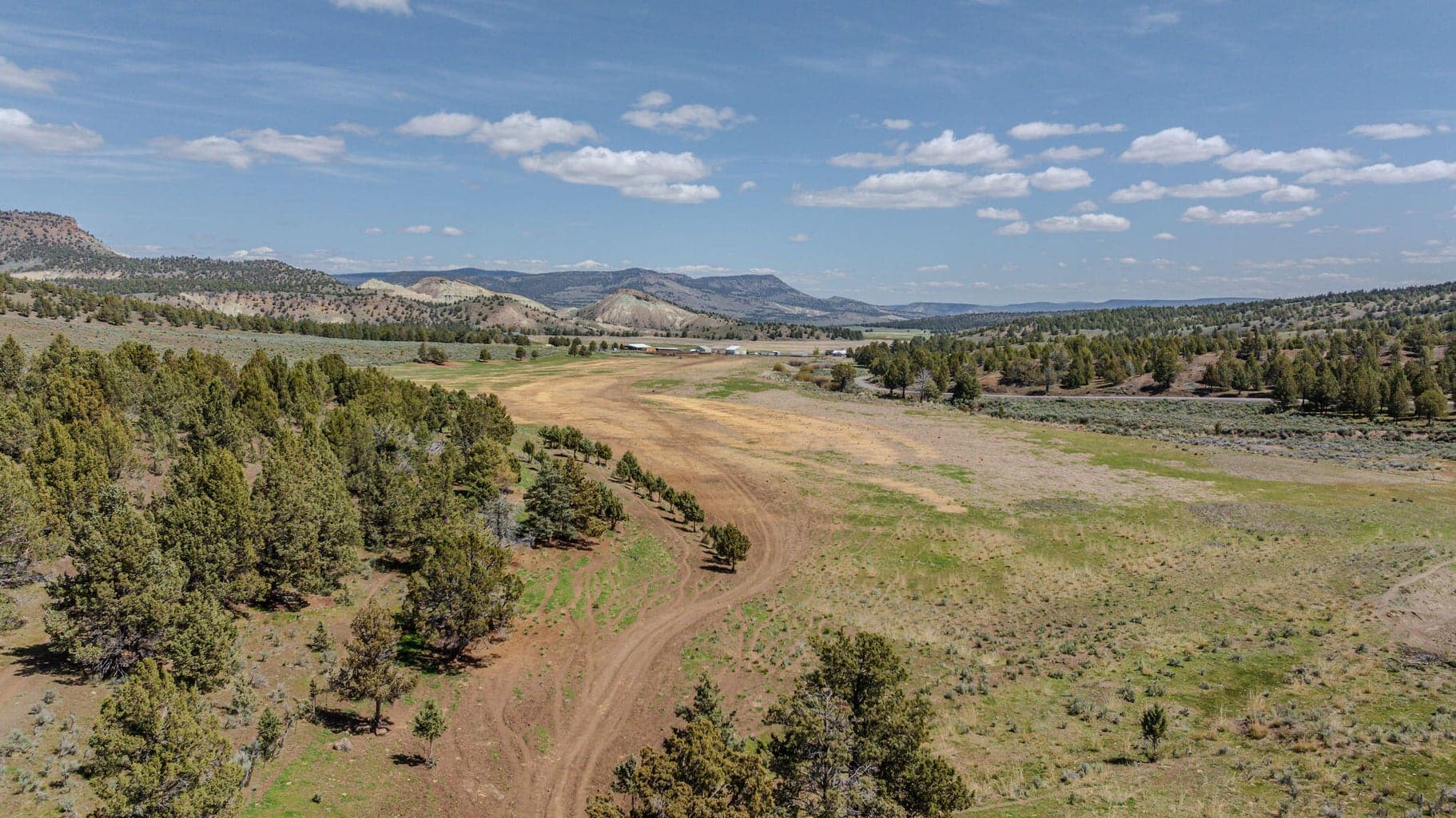 Photo of 41225 Van Lake Road 102 of 181