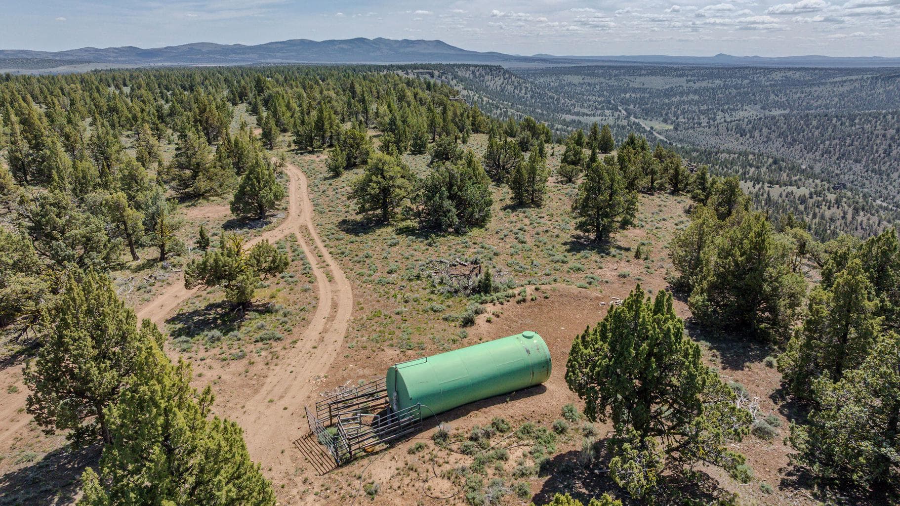 Photo of 41225 Van Lake Road 148 of 181