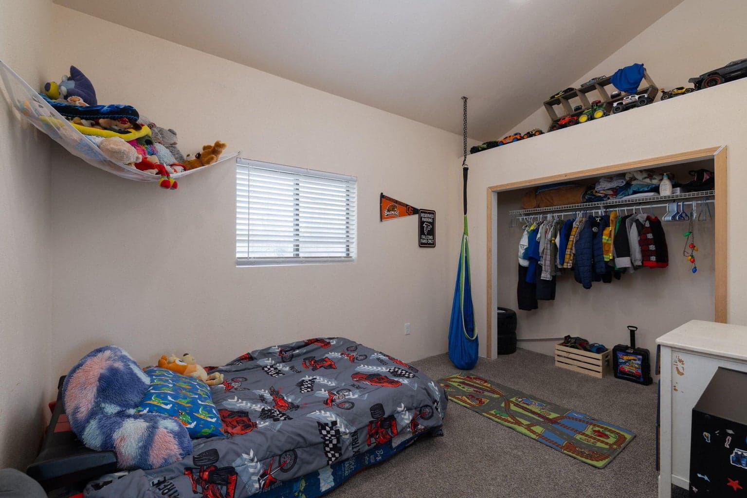 Photo of 999 NE King Way 26 of 45