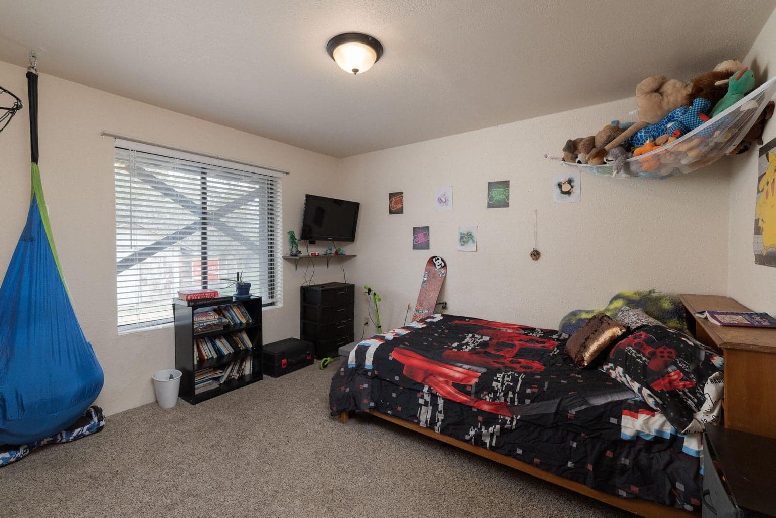 Photo of 999 NE King Way 25 of 45