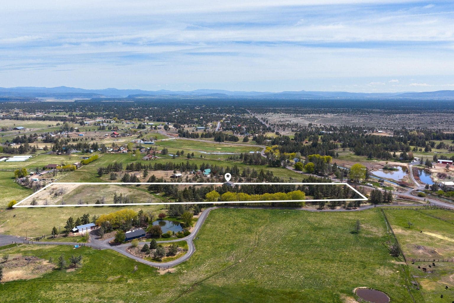 Photo of 999 NE King Way 45 of 45